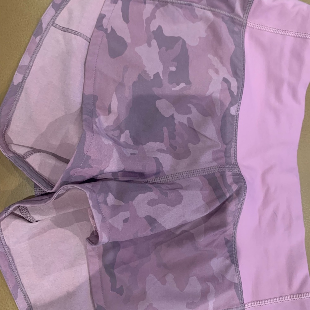 LULULEMON SPEED UP SHORTSSSSS